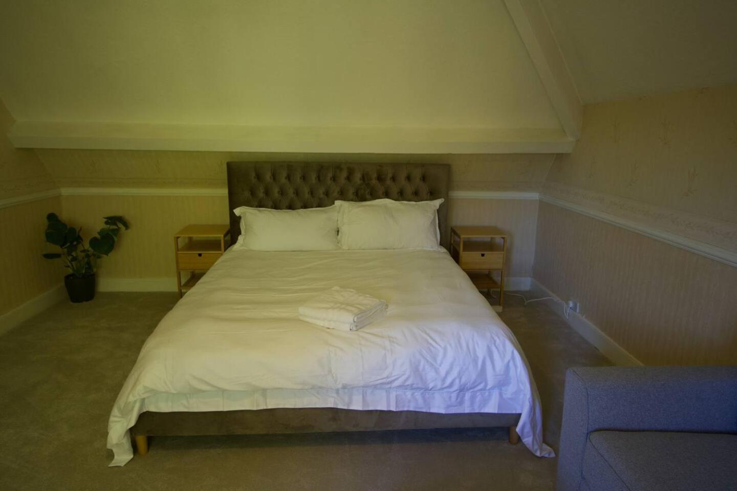 Mossley Hill Retreat Hotel Liverpool Bagian luar foto